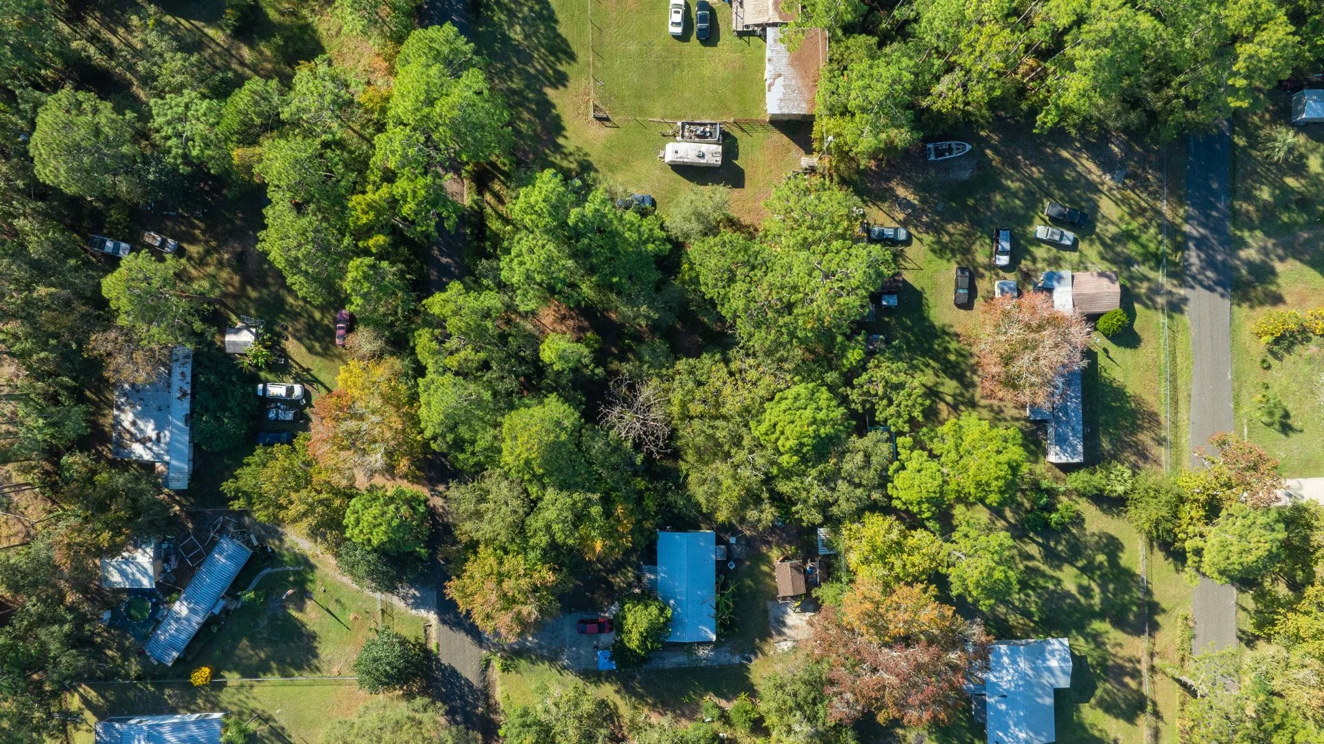Florida Homesite Opportunity - 0.4 Acres in Crescent City, Water Nearby