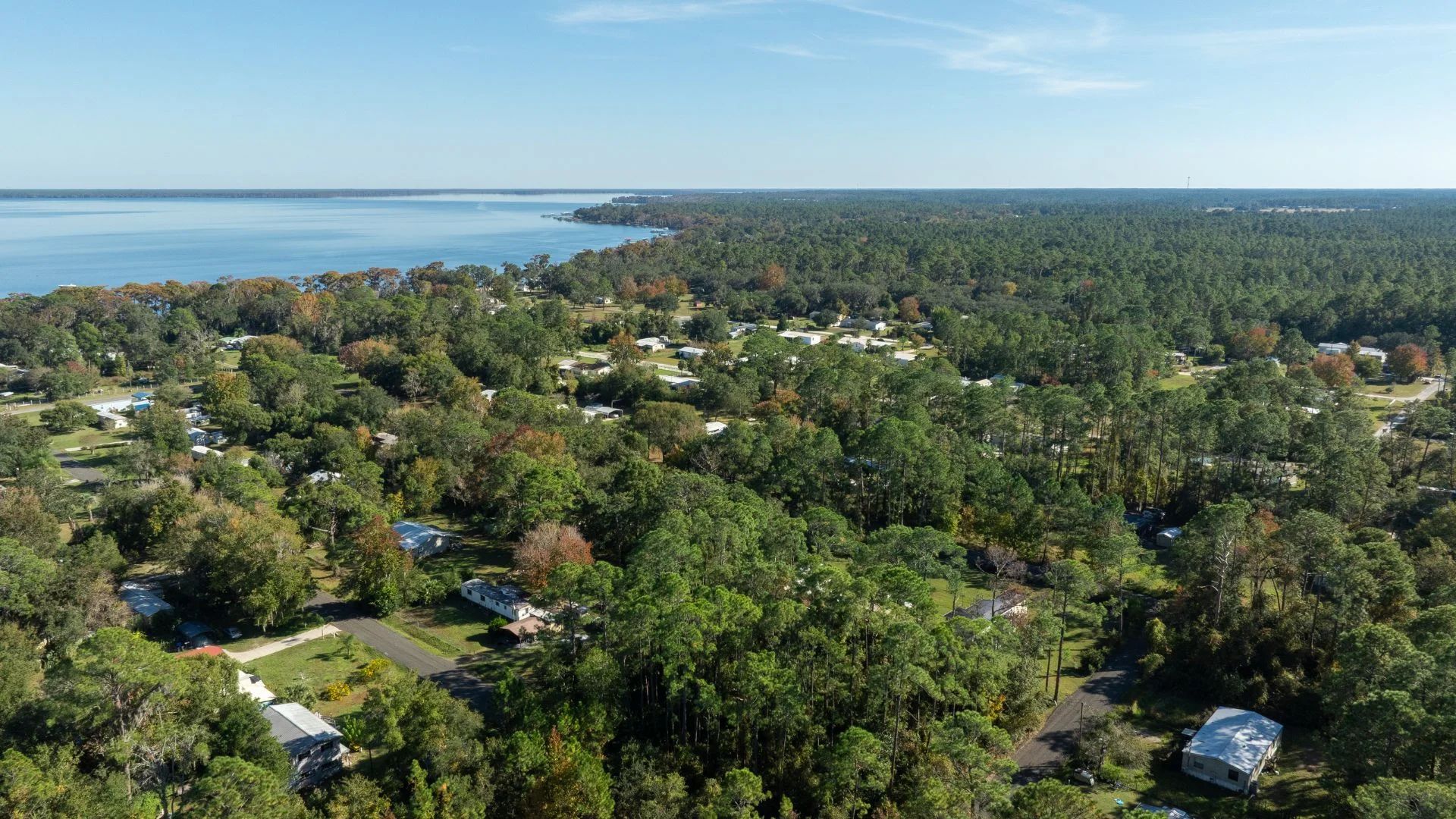 Florida Homesite Opportunity - 0.4 Acres in Crescent City, Water Nearby in Putnam County, FL