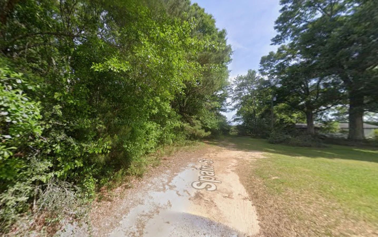 0.28 Acre Wooded Lot Near Lake! in Pearl River County, MS
